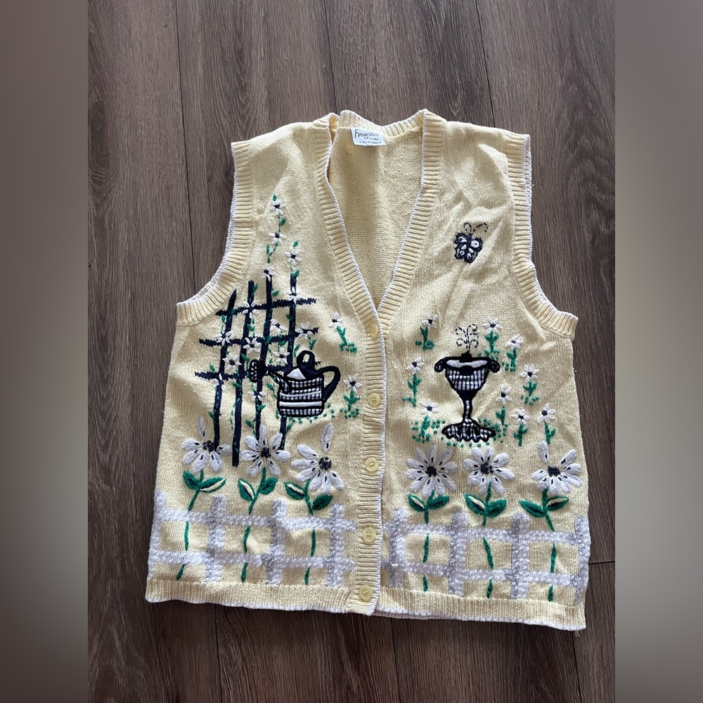 Vintage Embroidered V-Neck yellow Vest